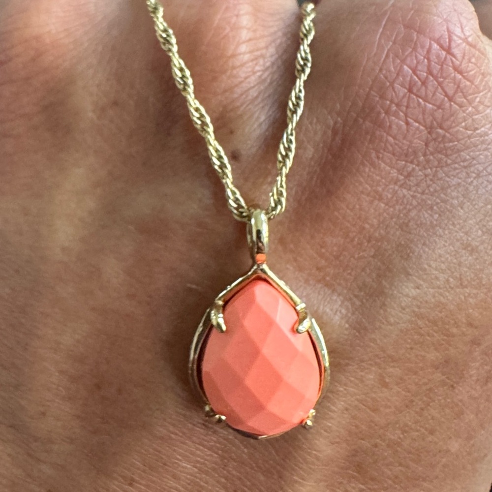 Kendra Scott Coral Faceted Teardrop Pendant in Gold